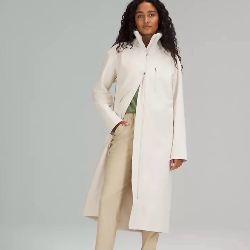 Lululemon Full Length Repel Shell Rain Coat size 8